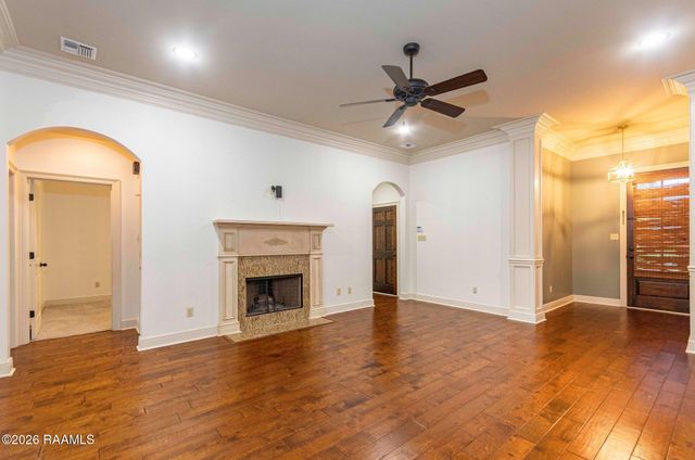 119 Metairie Court, Lafayette, LA 70503