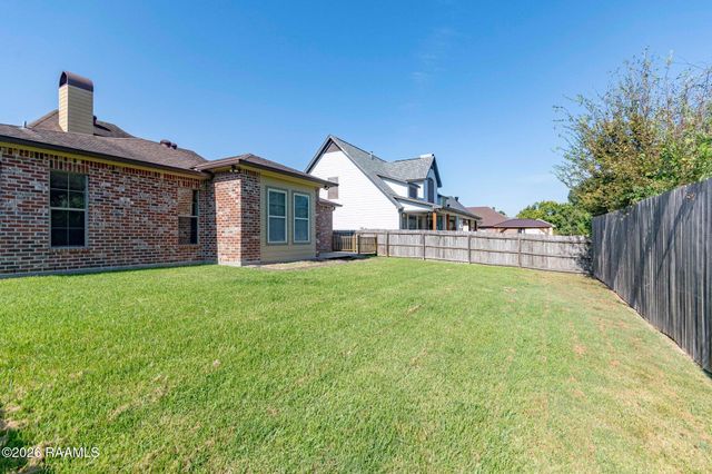 119 Metairie Court, Lafayette, LA 70503
