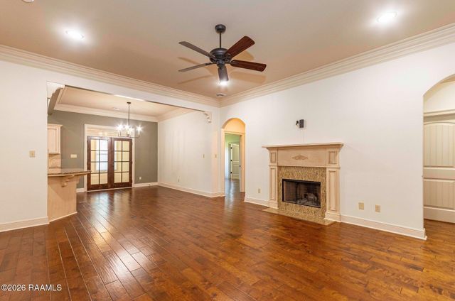119 Metairie Court, Lafayette, LA 70503