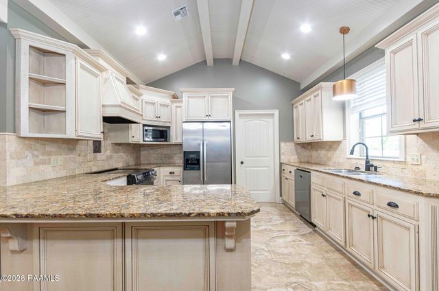 119 Metairie Court, Lafayette, LA 70503