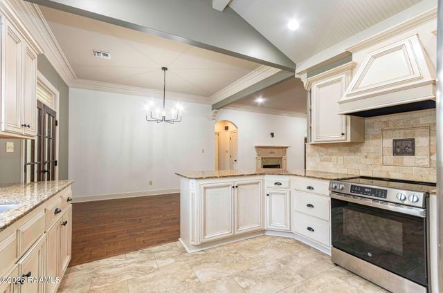 119 Metairie Court, Lafayette, LA 70503