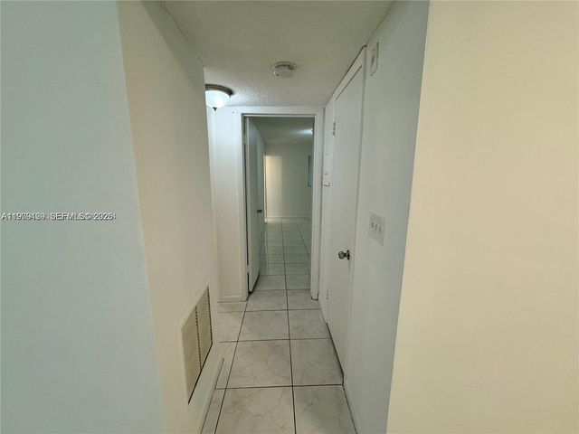 2005 Jefferson Street 205, Hollywood, FL 33020