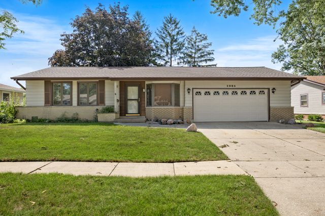 1086 Hickory Lane, Elk Grove Village, IL 60007