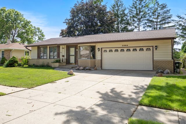 1086 Hickory Lane, Elk Grove Village, IL 60007