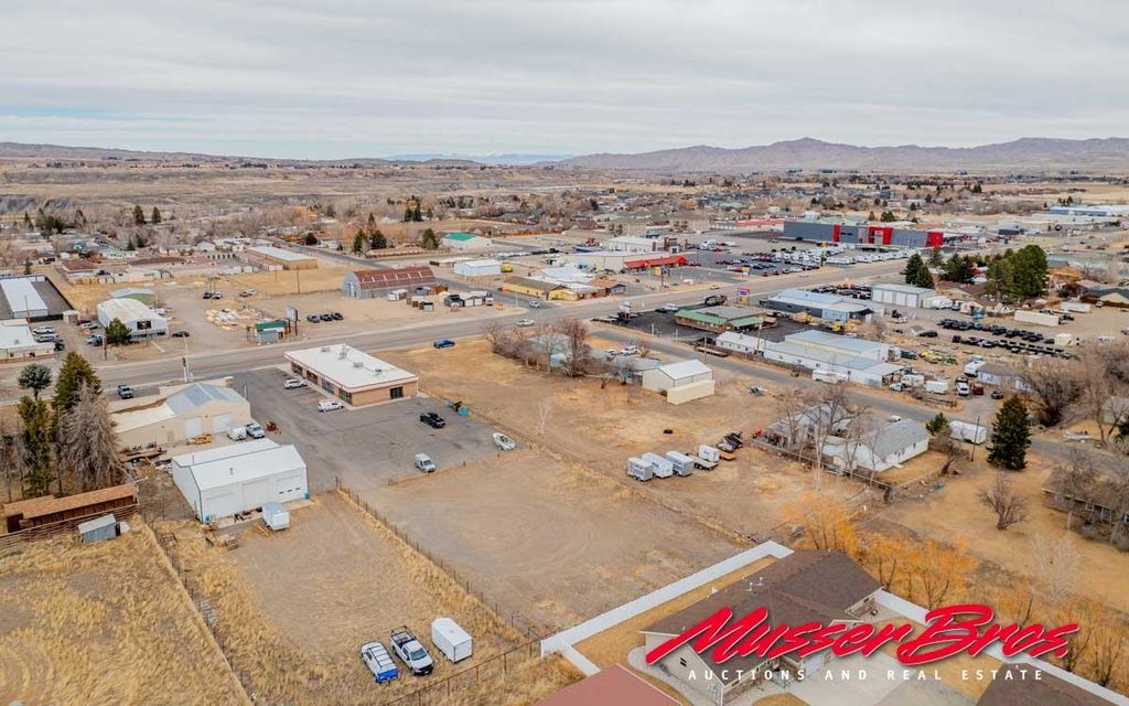 2706 Big Horn Ave, Cody, WY 82414 photo 4