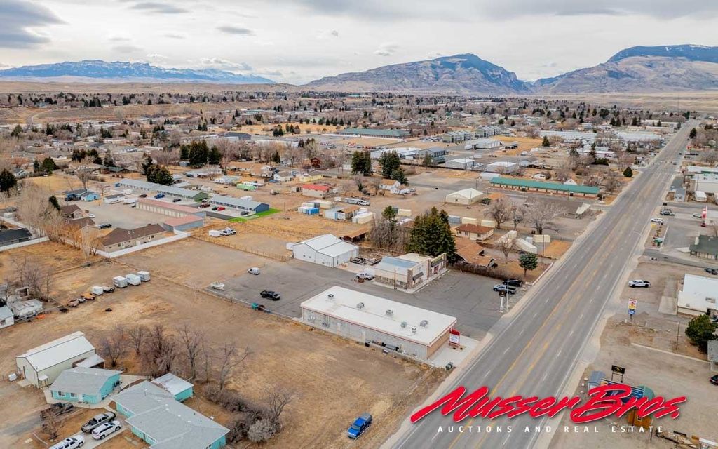 2706 Big Horn Ave, Cody, WY 82414 photo 9