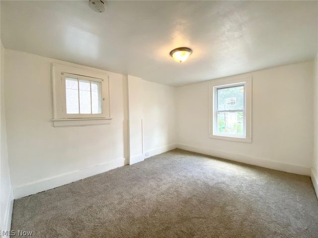 576 Kling Street, Akron, OH 44311