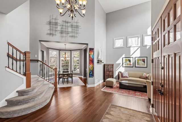 9106 Cold Stream Lane, Eden Prairie, MN 55347