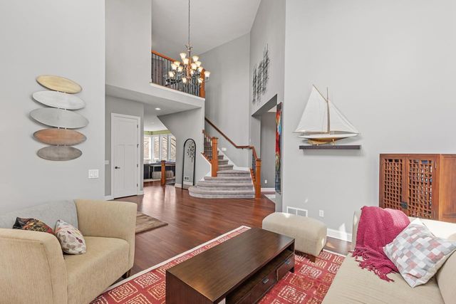 9106 Cold Stream Lane, Eden Prairie, MN 55347