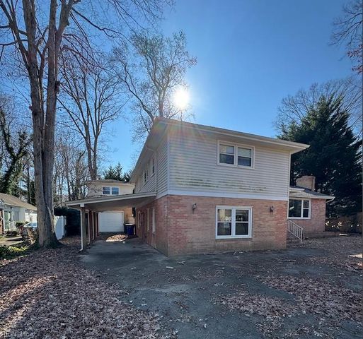 537 Hallmark DR, Newport News, VA 23606