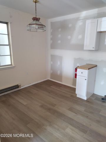 38 A Crestwood Parkway A, Manchester, NJ 08759