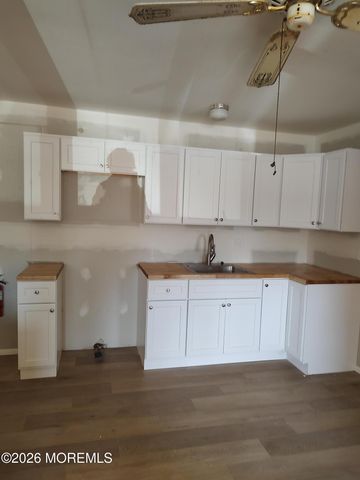 38 A Crestwood Parkway A, Manchester, NJ 08759