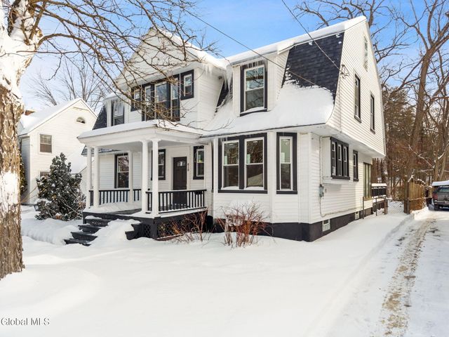 818 Oregon Avenue, Niskayuna, NY 12309