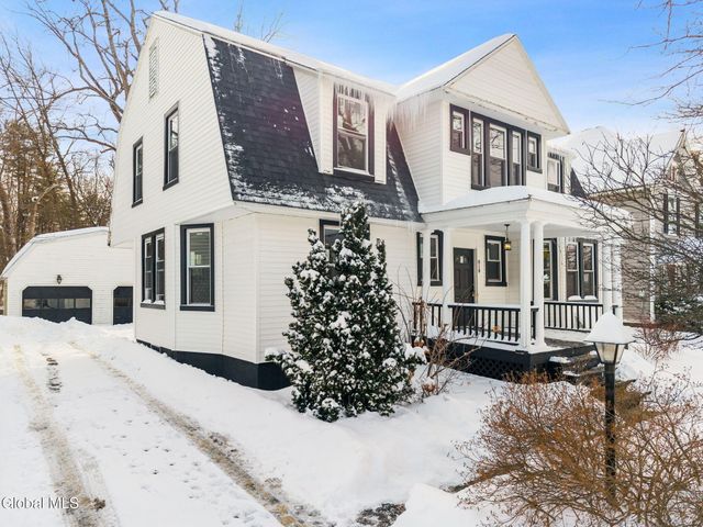 818 Oregon Avenue, Niskayuna, NY 12309