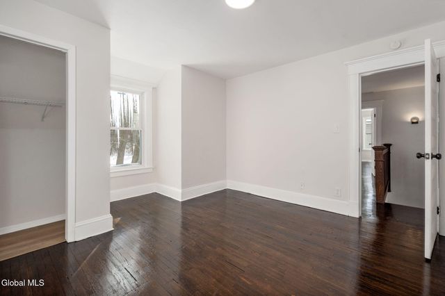 818 Oregon Avenue, Niskayuna, NY 12309