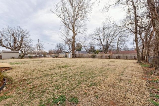 2416 Osborne Drive, Norman, OK 73069