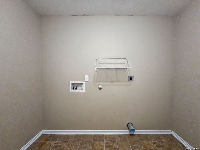 119 Hallie, San Antonio, TX 78227