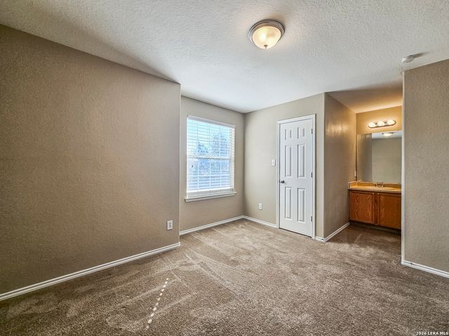 119 Hallie, San Antonio, TX 78227