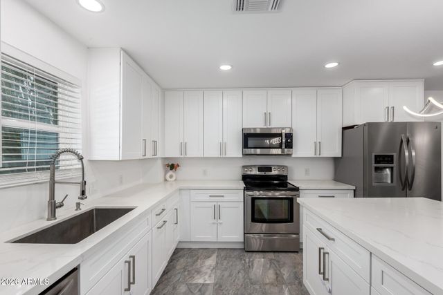 1853 W PLATA Avenue, Mesa, AZ 85202