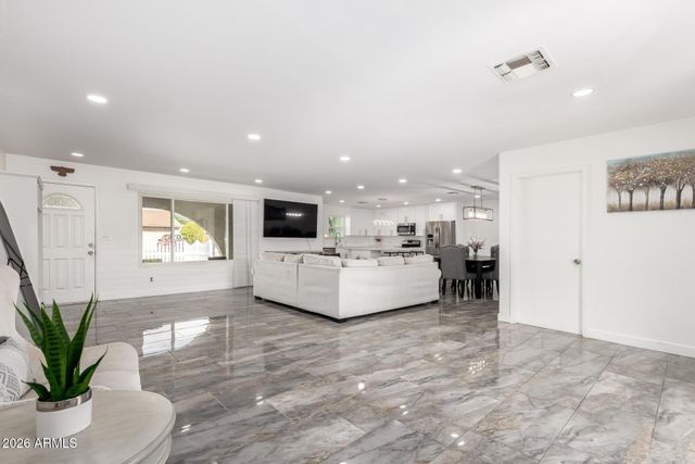 1853 W PLATA Avenue, Mesa, AZ 85202