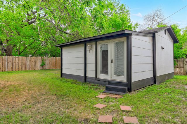 6307 Chesterfield Ave, Austin, TX 78752