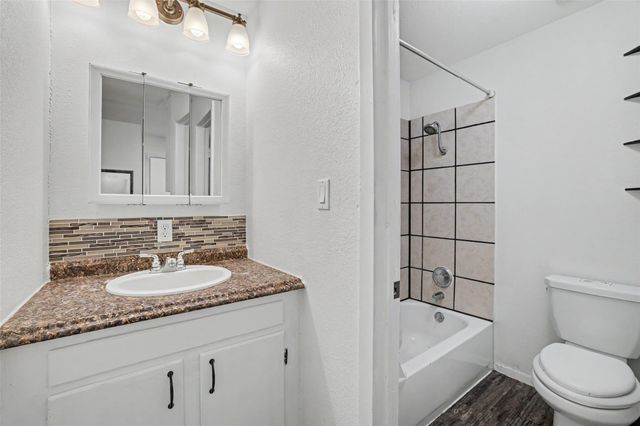 6307 Chesterfield Ave, Austin, TX 78752