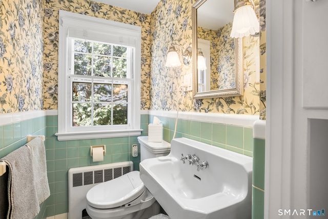 121 South Mountain Drive, New Britain, CT 06052