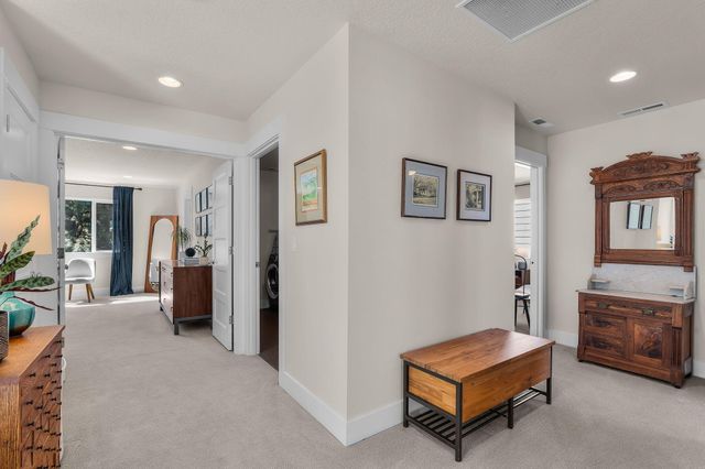 19985 Voltera Place, Bend, OR 97702