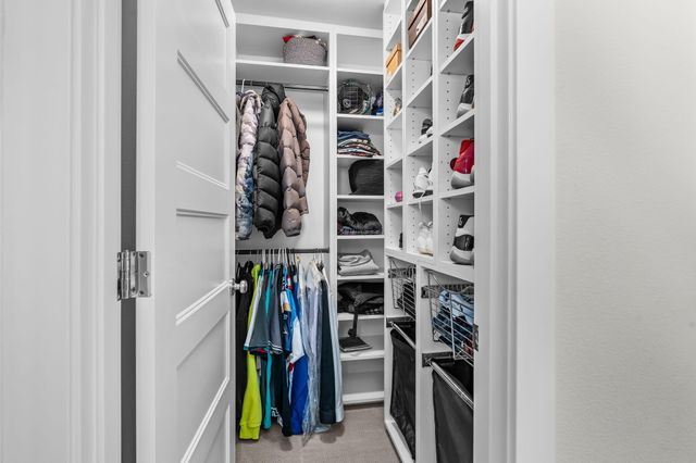 19985 Voltera Place, Bend, OR 97702