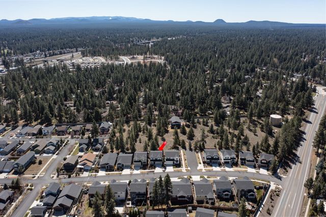 19985 Voltera Place, Bend, OR 97702