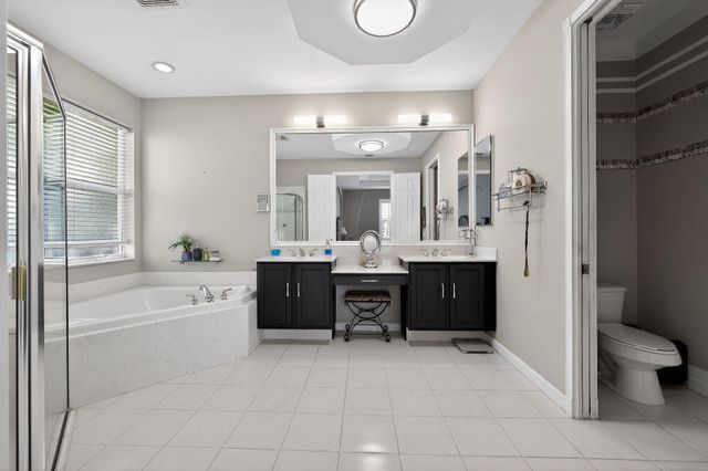 9430 Lantern Bay Circle, West Palm Beach, FL 33411