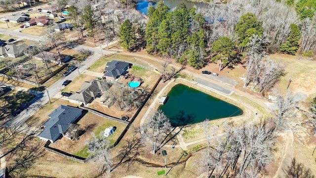 812 FLEETWOOD DR, White Oak, TX 75693