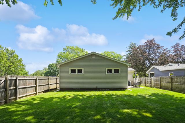 1905 4th Street A Street, East Moline, IL 61244