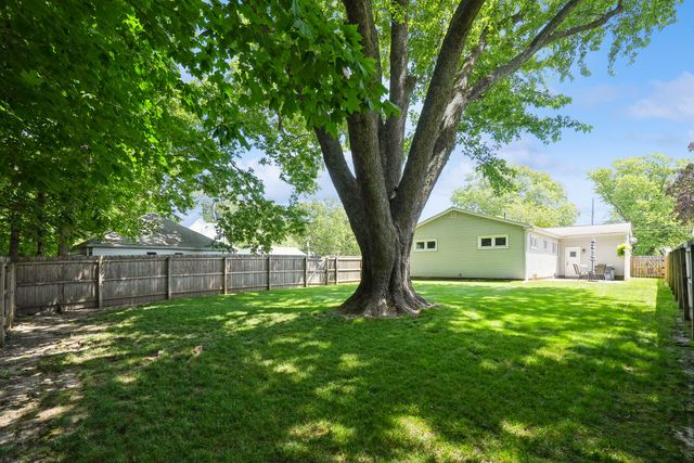 1905 4th Street A Street, East Moline, IL 61244