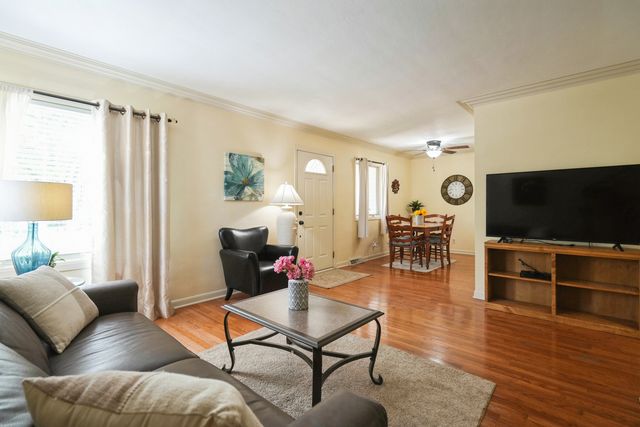 1905 4th Street A Street, East Moline, IL 61244
