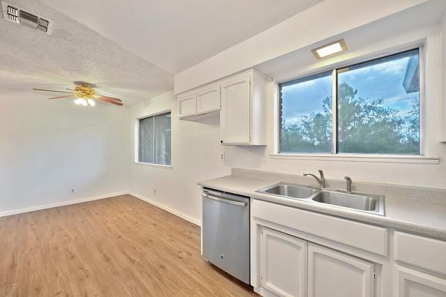 7400 Mountain Ave, Orangevale, CA 95662