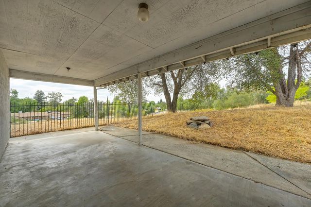 7400 Mountain Ave, Orangevale, CA 95662