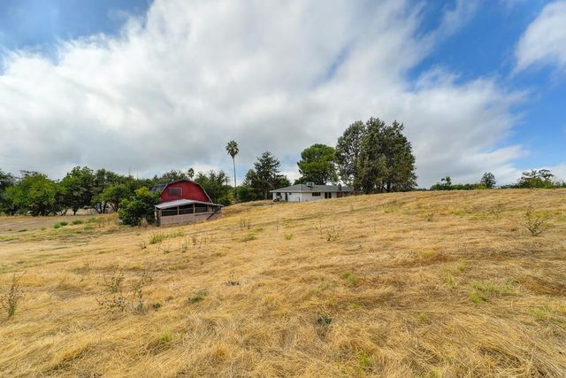 7400 Mountain Ave, Orangevale, CA 95662