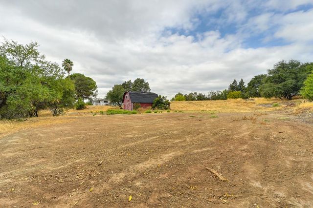 7400 Mountain Ave, Orangevale, CA 95662