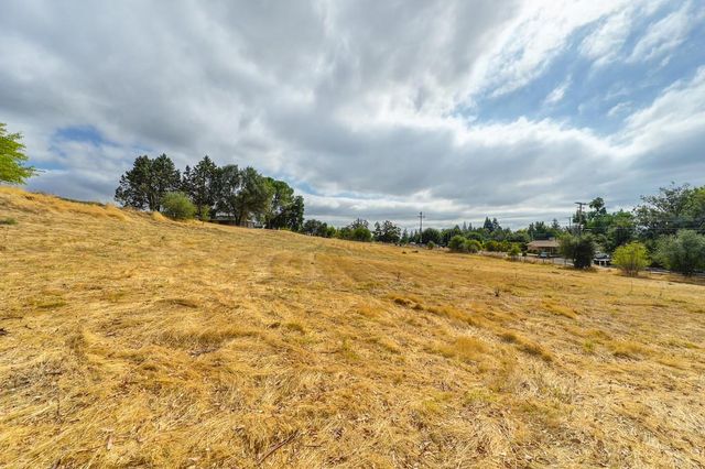 7400 Mountain Ave, Orangevale, CA 95662