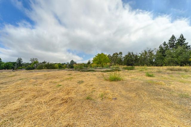 7400 Mountain Ave, Orangevale, CA 95662