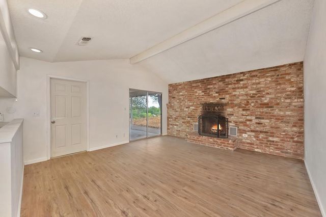 7400 Mountain Ave, Orangevale, CA 95662