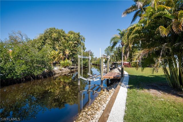27257 Barbarosa ST, Bonita Springs, FL 34135