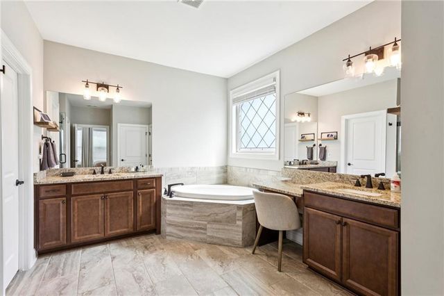 5136 Castlehaven Bend, Powder Springs, GA 30127