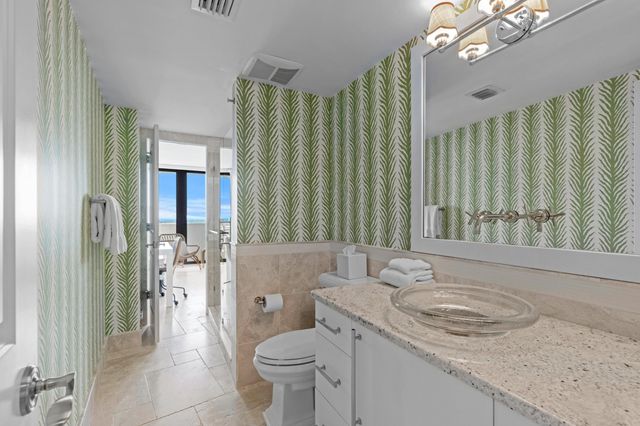 1200 S Flagler Drive 1402, West Palm Beach, FL 33401