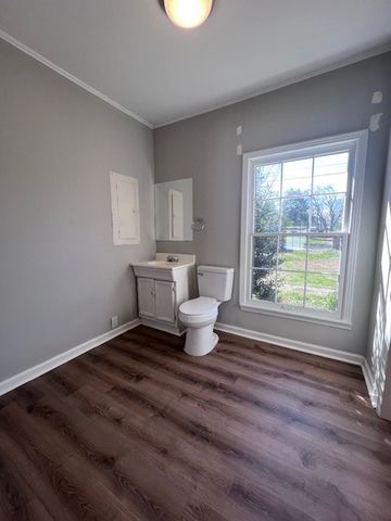 832 Craig St, Gallatin, TN 37066