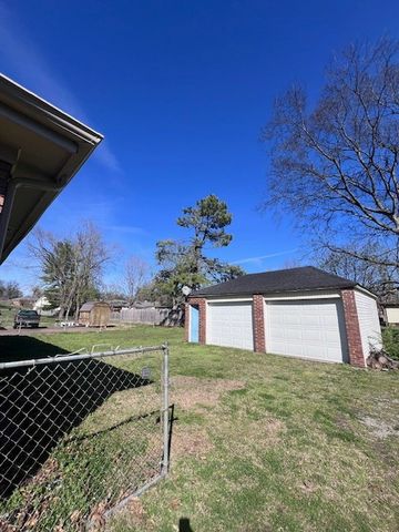 832 Craig St, Gallatin, TN 37066