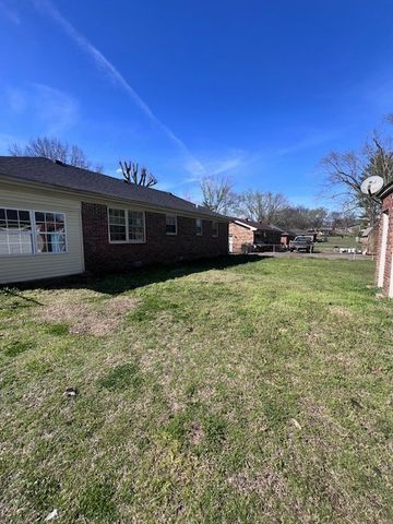 832 Craig St, Gallatin, TN 37066