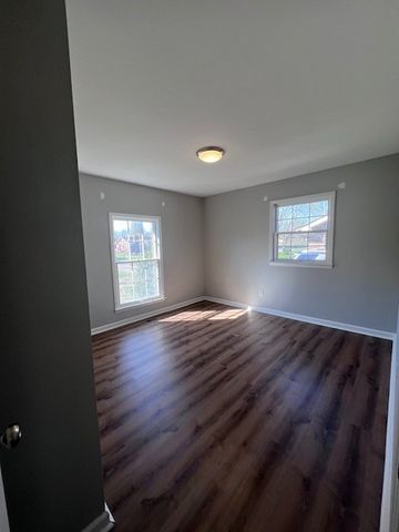 832 Craig St, Gallatin, TN 37066