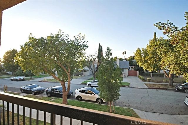 1046 Irving Avenue 101, Glendale, CA 91201